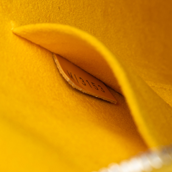 Pre-Loved Louis Vuitton Epi Alma GM - Picture 6 of 8